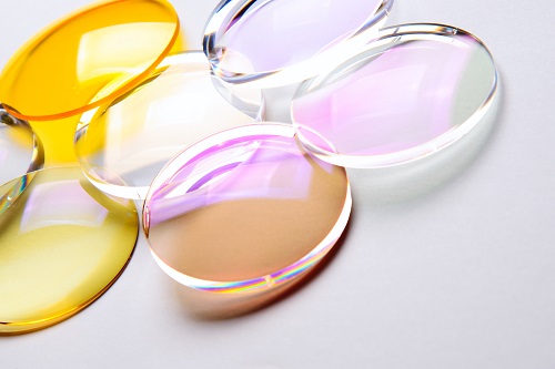Round,Lenses,For,Glasses,With,Anti-reflective,Coating,On,A,White